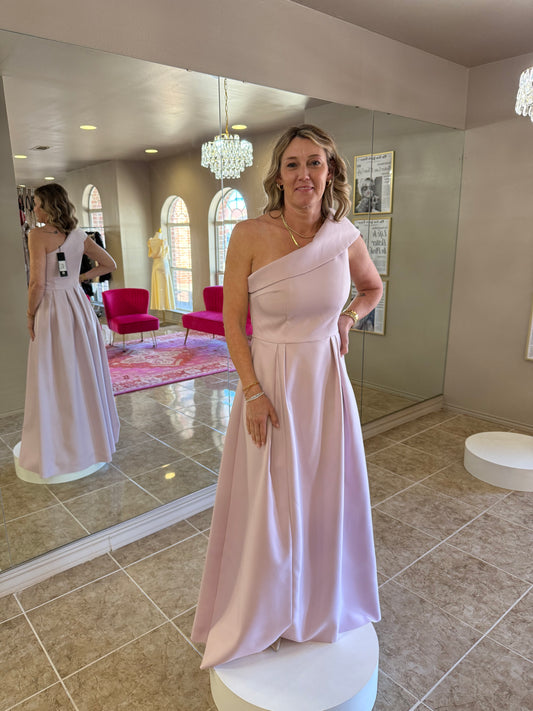 Saphine Gown